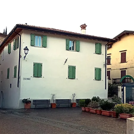 Residenza 1928 アパート